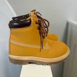 Size 8 toddler Boys boots